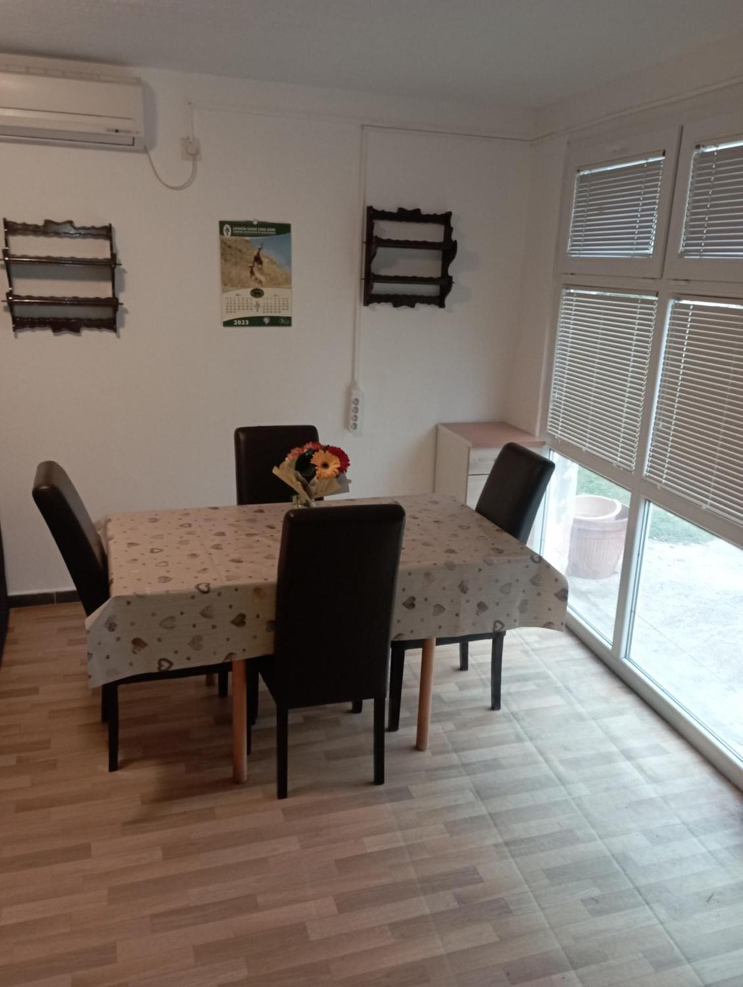 קוטור Apartments Villa Marta - Begovic מראה חיצוני תמונה