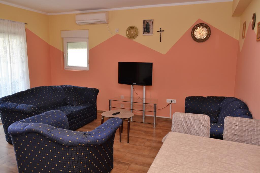 קוטור Apartments Villa Marta - Begovic מראה חיצוני תמונה