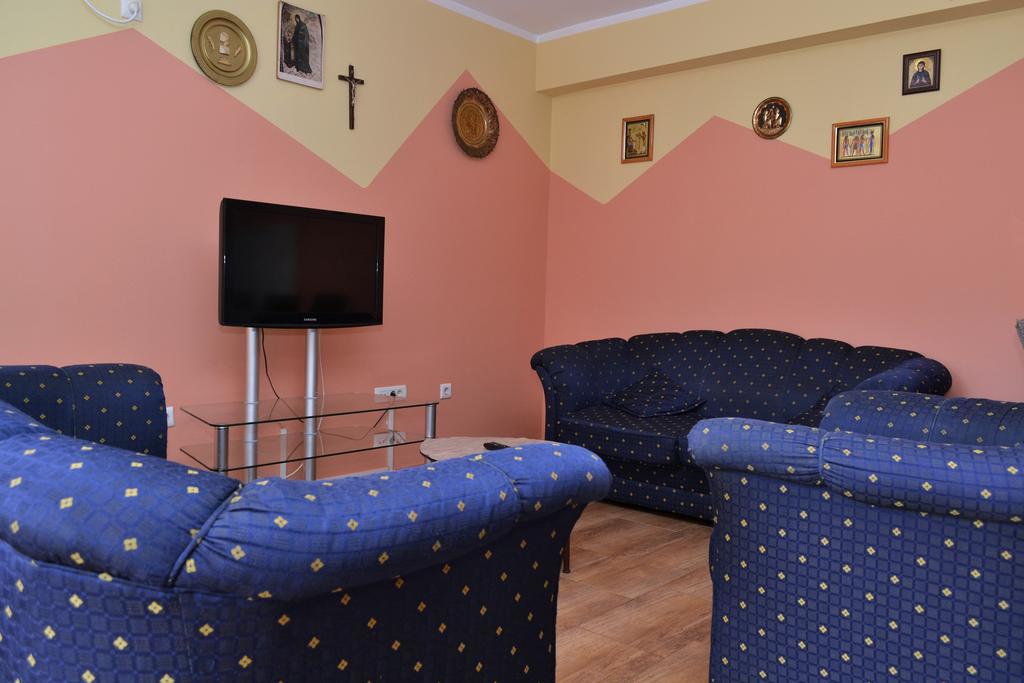 קוטור Apartments Villa Marta - Begovic מראה חיצוני תמונה