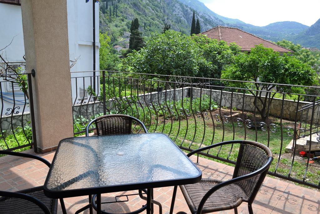 קוטור Apartments Villa Marta - Begovic מראה חיצוני תמונה