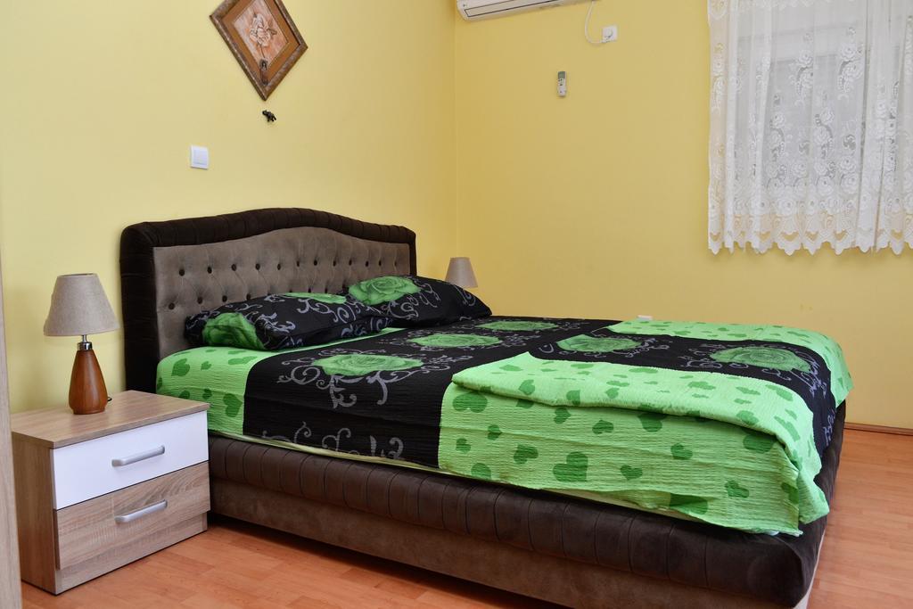 קוטור Apartments Villa Marta - Begovic מראה חיצוני תמונה